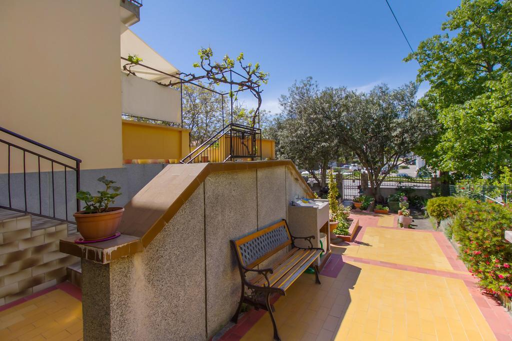 Apartment Oleander Mali Lošinj Exteriér fotografie